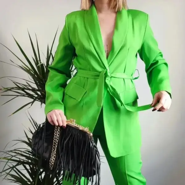 meraki online shop tailleur verde cintura elegante coordinato indossato dettaglio 6 1