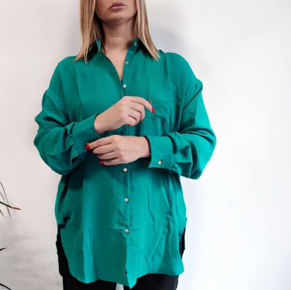 meraki online shop verde taschino indossata